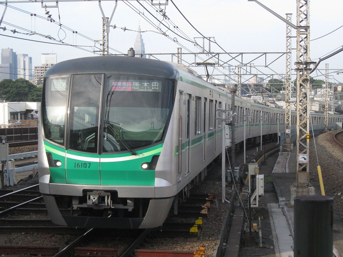 litera news | » 官庁街と下町をつなぐ東京のライフライン・東京メトロ千代田線の魅力を徹底紹介!