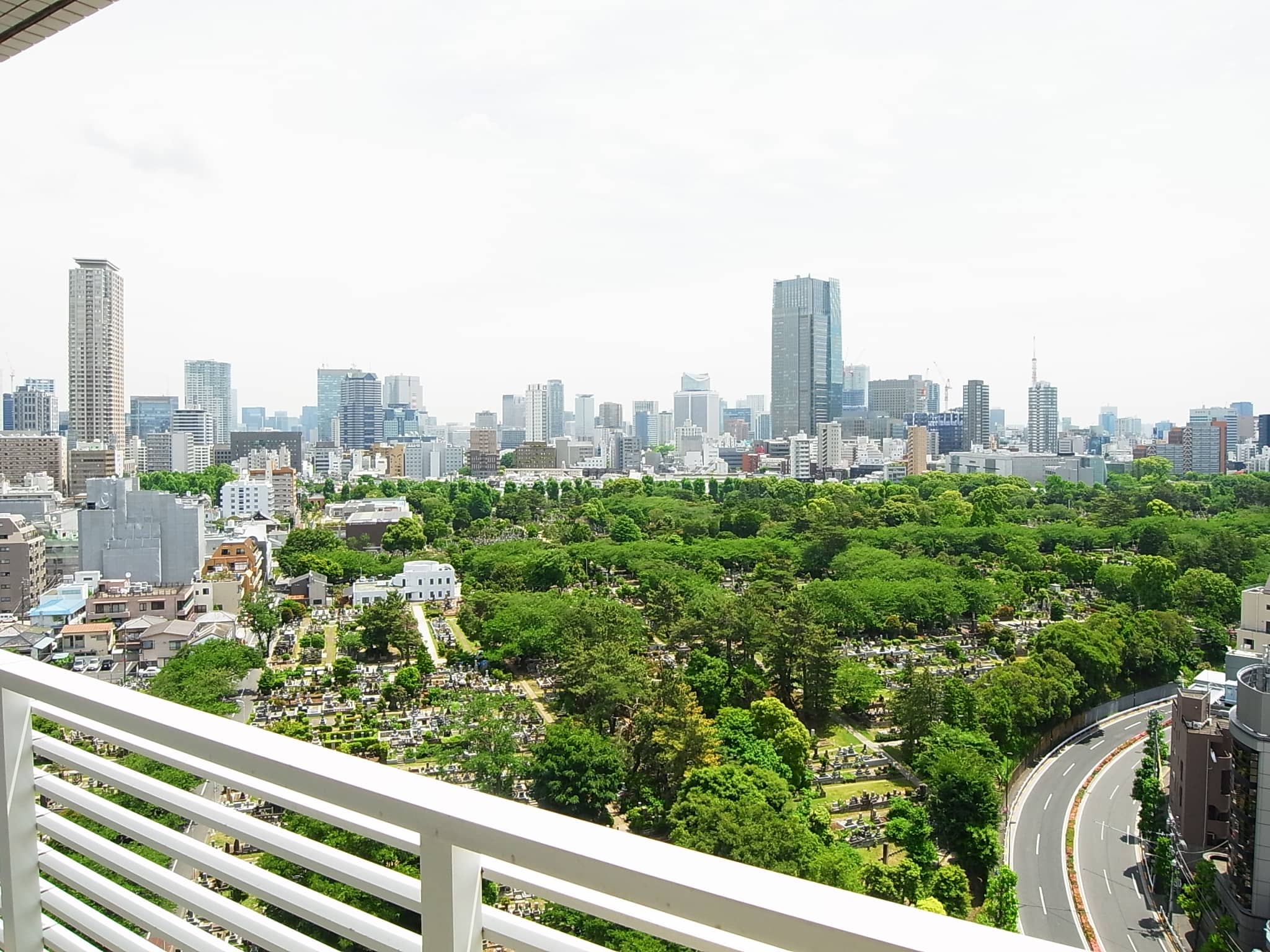 青山ザ・タワー