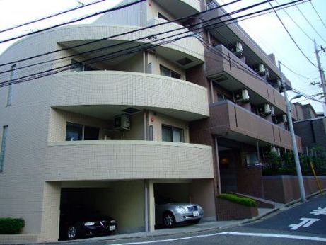 ラグジュアリーアパートメント目黒東山