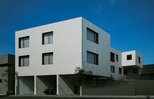 THE GRANDUO KAMIMEGURO