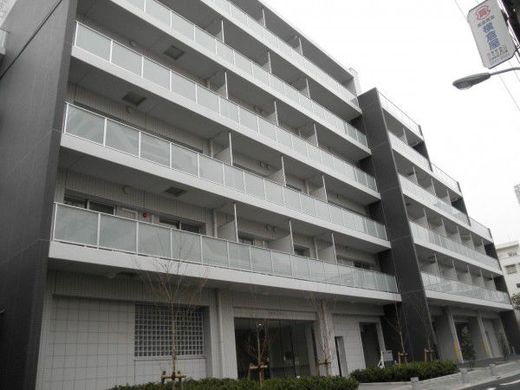 クリプトメリア目黒