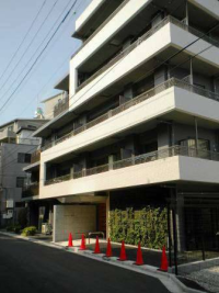 西麻布ホームズ