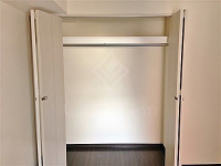 AMPHION (アンフィオン)