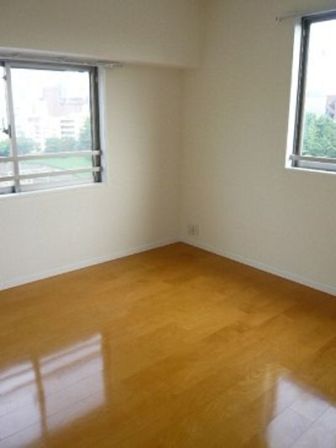 パークキューブ市ヶ谷