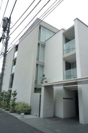 Ｂｒｉｌｌｉａ　ｉｓｔ　西麻布霞町