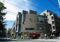 H&M南青山イースト
