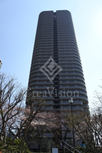 リバーポイントタワー