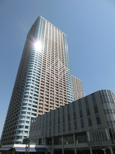 センチュリーパークタワー