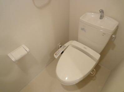 コムス白金
