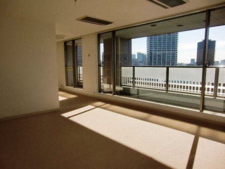 シティフロントタワー