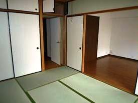 アイタウン・レピア