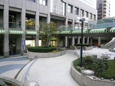 アイタウン・レピア