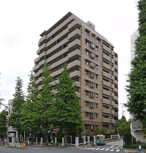 ファミールコート白金タワーズ