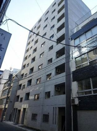 ラベール三越前