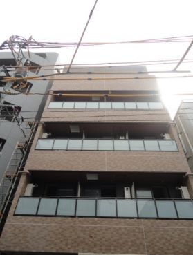 アリカ森下ブルーノ