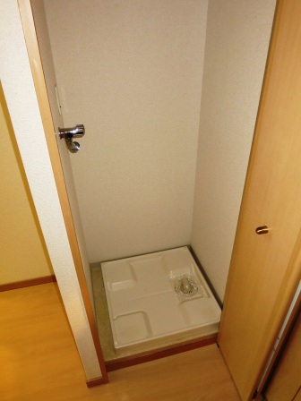アムス四谷三丁目