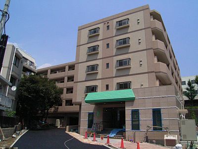 グランハイツ東新宿