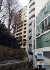 プラウドフラット新宿御苑