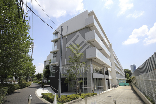 コンフォリア駒場