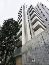 ROPPONGI SEVEN