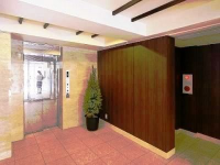 ROPPONGI SEVEN