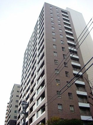 エンブレムコート明石町