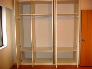 エンブレムコート明石町