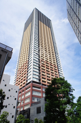 アウルタワー