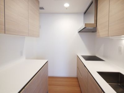 ＡＫＡＳＡＫＡ　Ｋ－ＴＯＷＥＲ　ＲＥＳＩＤＥＮＣＥ