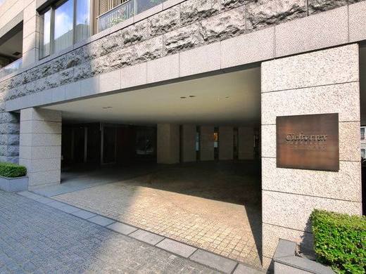 シェルトーレ三番町