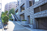 シェルトーレ三番町
