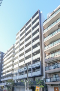 Ｃｒａｎｅ　Ｃｏｕｒｔ　Ｔｓｕｒｕｍｉ