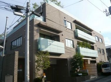 ファミールグラン神宮前