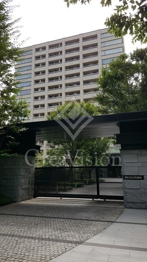 ブランズ四番町