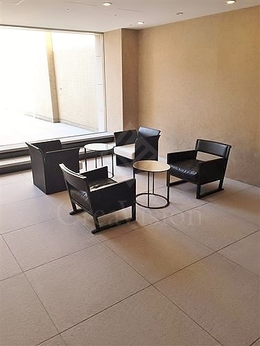 ミッドガーデン赤坂氷川
