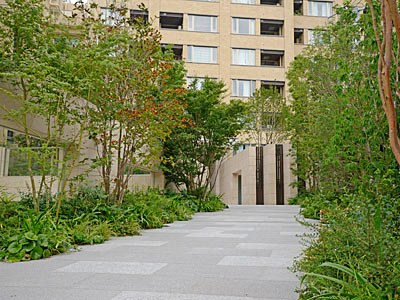 ミッドガーデン赤坂氷川