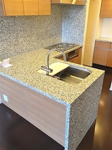 ミッドガーデン赤坂氷川