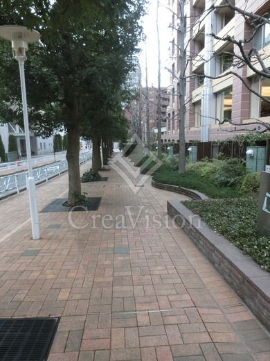 青山パークタワー