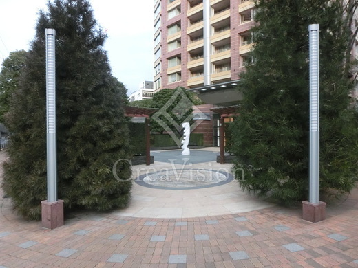 青山パークタワー