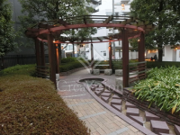 青山パークタワー