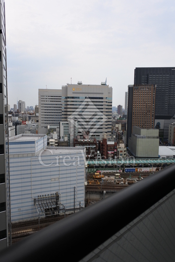 ファーストリアルタワー新宿