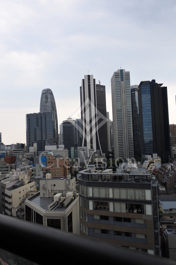 ファーストリアルタワー新宿