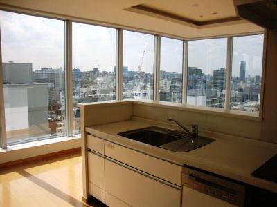 東京タイムズタワー