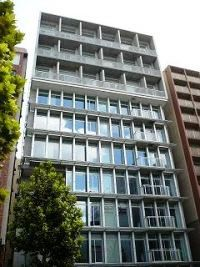 ボルト東新宿