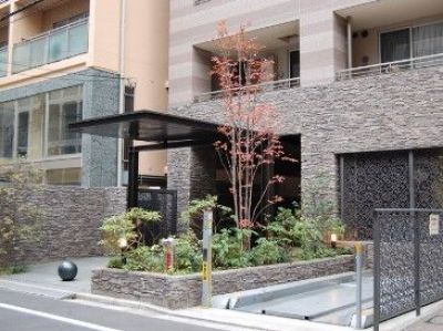 パークアクシス青山骨董通り