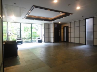 パークアクシス青山骨董通り