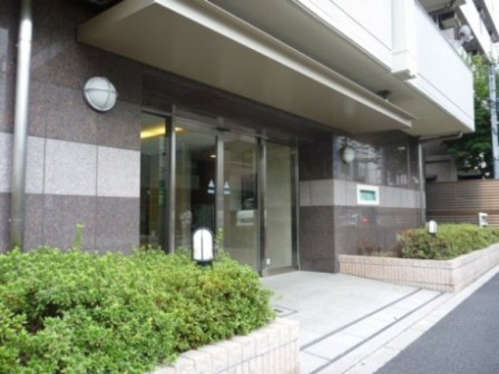 ルネ新宿御苑タワー