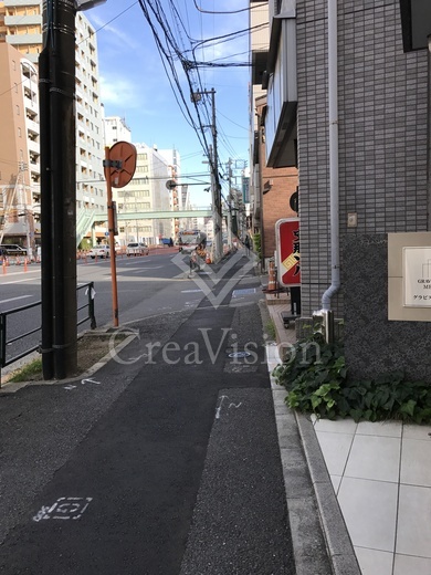 グラビスコート目黒