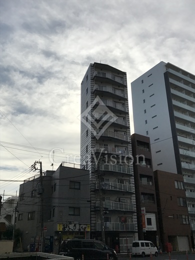 グラビスコート目黒