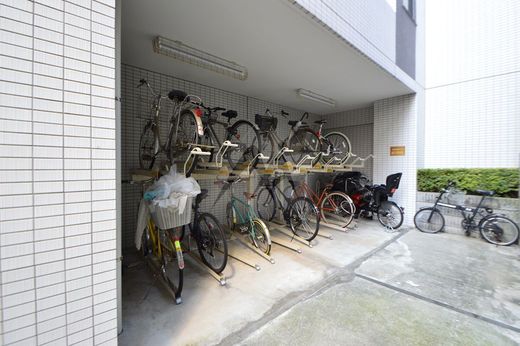 パークレーン渋谷本町